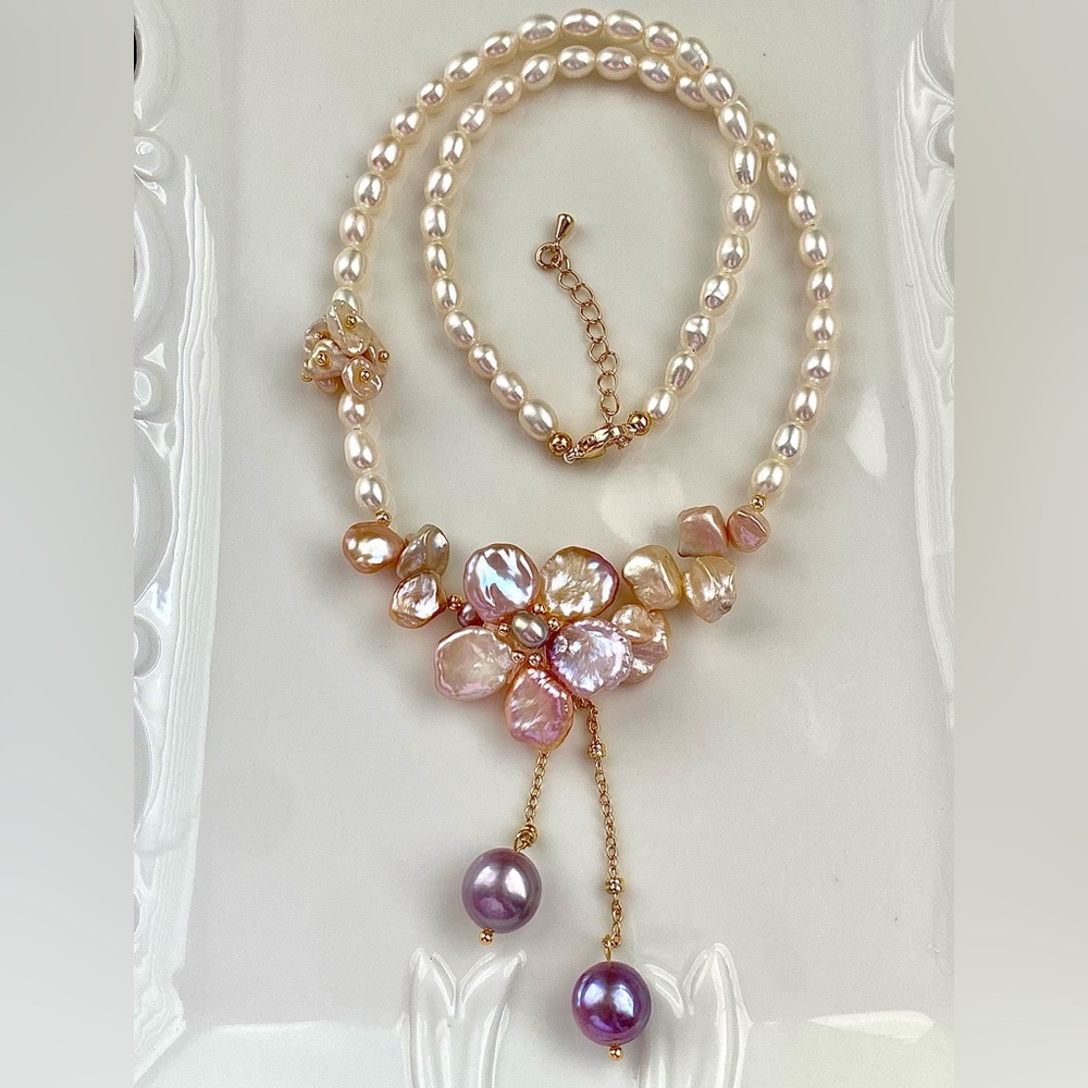 N135-High Quality Pink Petal Pearl Flower Necklace
